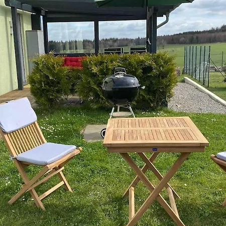 Fewomonciao2019-panorama 2 People To Max4 People * Monschau